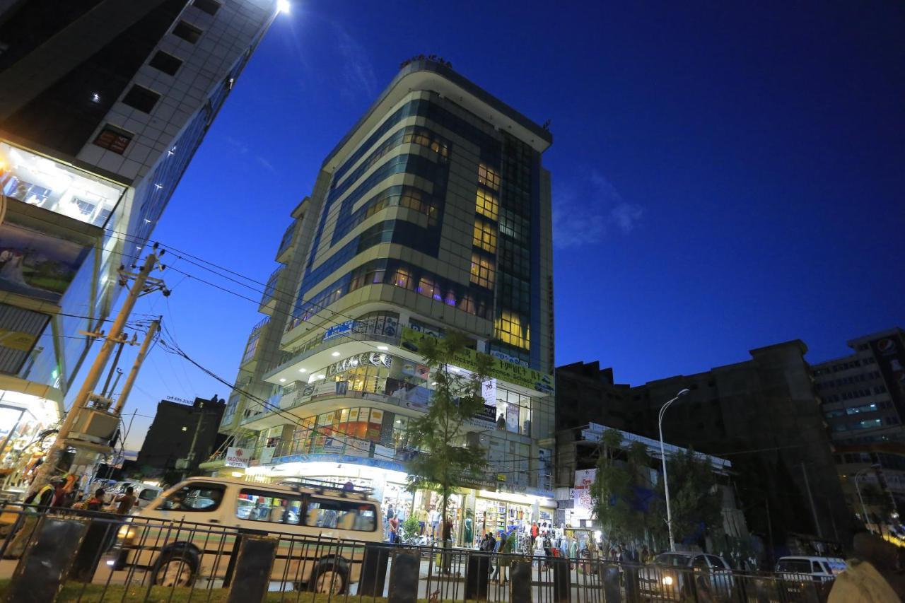 Yadonay Hotel Addis Abeba Exterior foto